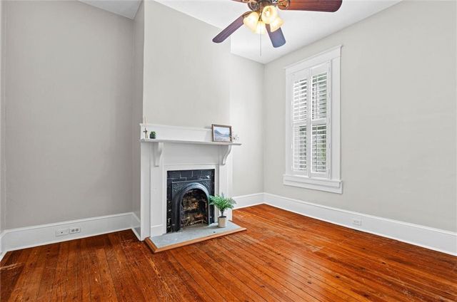 1900 Old Government Street, Mobile, AL 36606