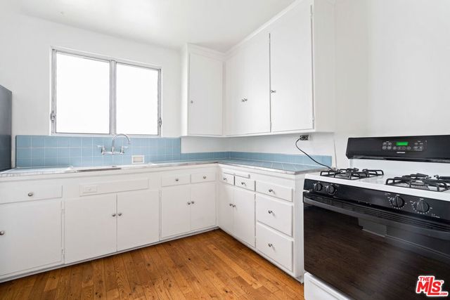 1323 N Olive Drive 41B, West Hollywood, CA 90069