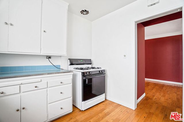 1323 N Olive Drive 41B, West Hollywood, CA 90069