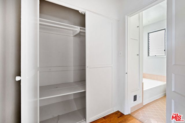 1323 N Olive Drive 41B, West Hollywood, CA 90069