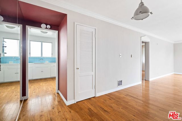 1323 N Olive Drive 41B, West Hollywood, CA 90069