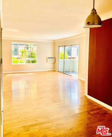 1323 N Olive Drive 41B, West Hollywood, CA 90069