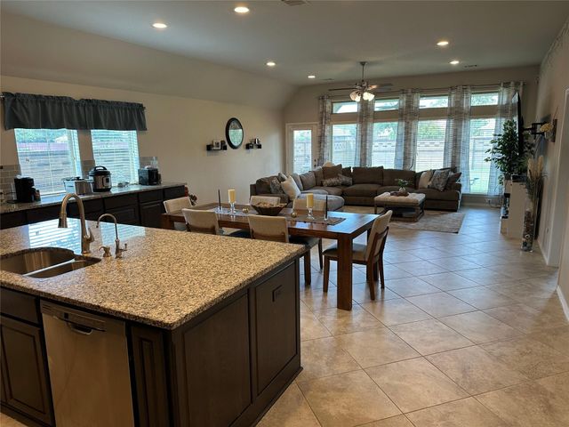 3220 Primrose Canyon Lane, Pearland, TX 77584