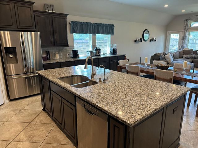 3220 Primrose Canyon Lane, Pearland, TX 77584