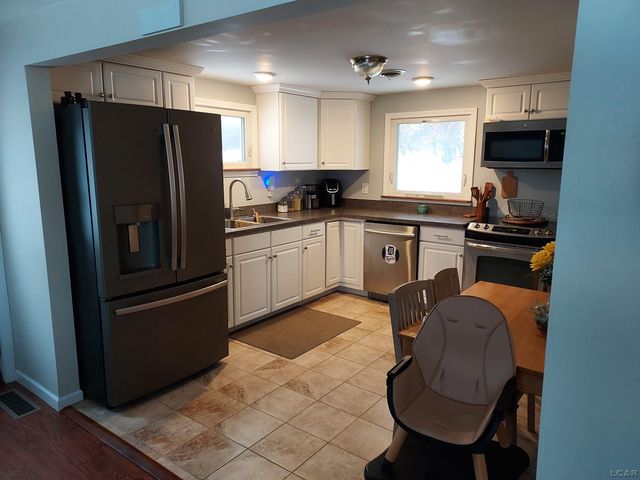 980 Marr Lake Drive, Cambridge Twp, MI 49265