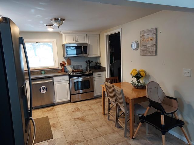 980 Marr Lake Drive, Cambridge Twp, MI 49265