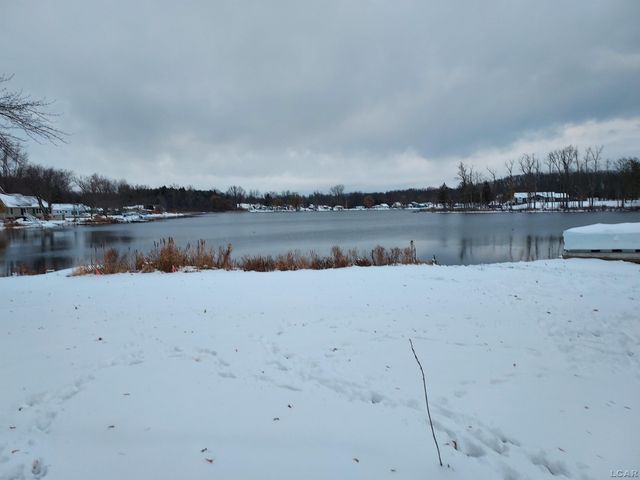 980 Marr Lake Drive, Cambridge Twp, MI 49265