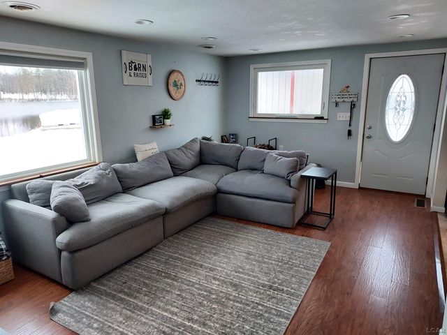 980 Marr Lake Drive, Cambridge Twp, MI 49265