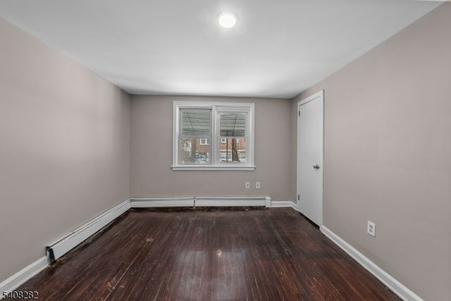 763 Audrey Dr, Rahway City, NJ 07065