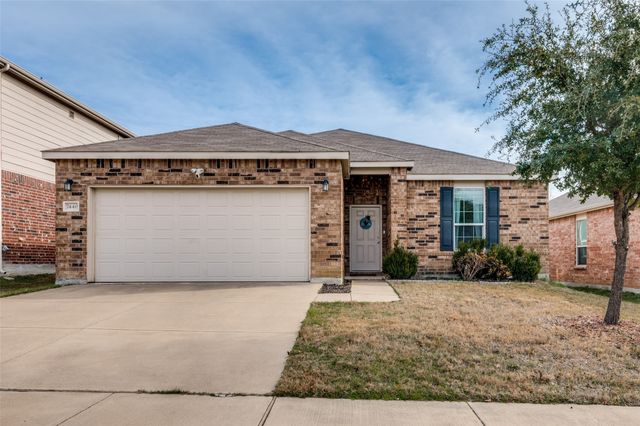 7440 Bronsind Trail, Fort Worth, TX 76131