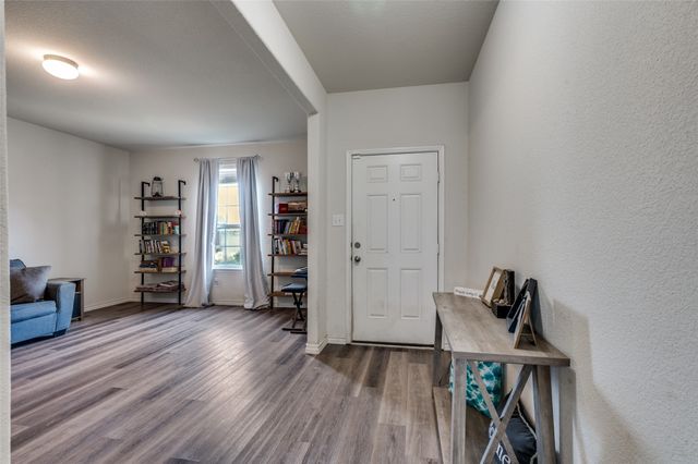 7440 Bronsind Trail, Fort Worth, TX 76131