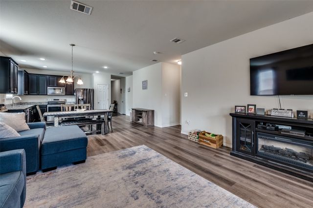 7440 Bronsind Trail, Fort Worth, TX 76131