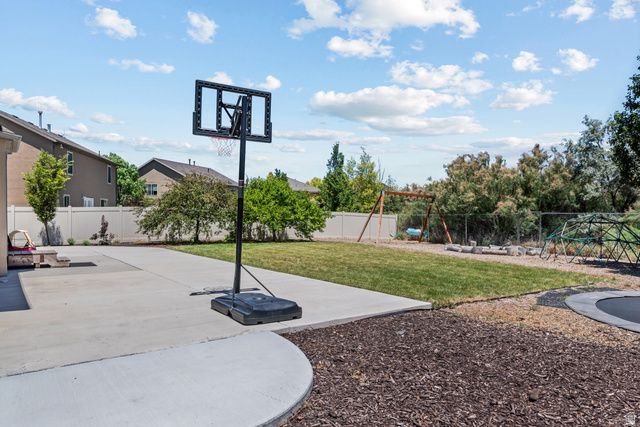 511 S OLIVE WAY, Lehi, UT 84043