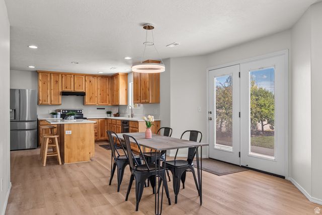 511 S OLIVE WAY, Lehi, UT 84043