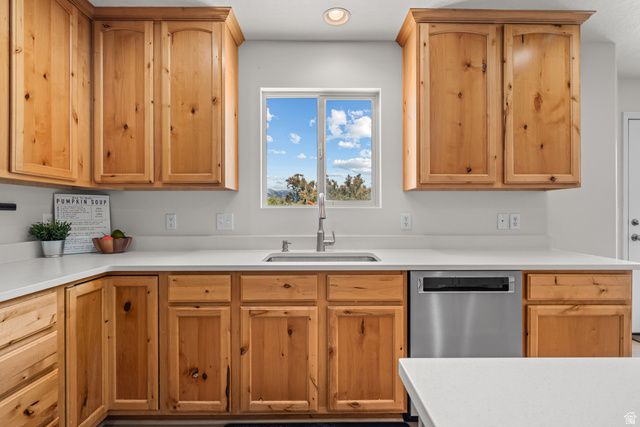 511 S OLIVE WAY, Lehi, UT 84043