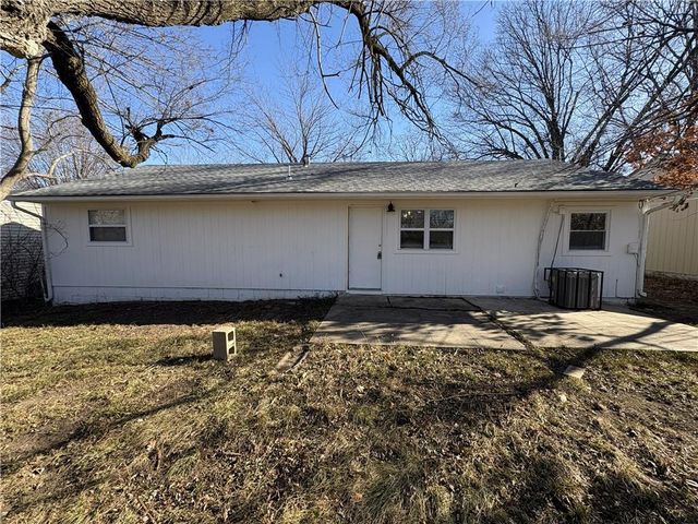 10906 Ewing Avenue, Kansas City, MO 64134