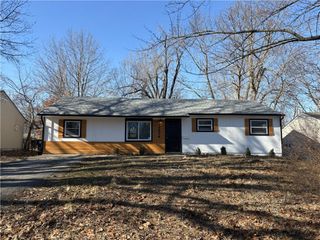 10906 Ewing Avenue, Kansas City, MO 64134