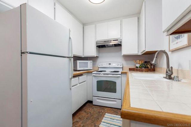 6350 Genesee Ave 108, San Diego, CA 92122