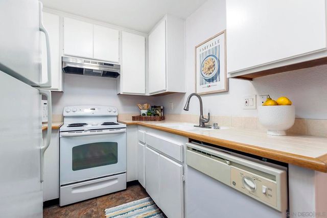 6350 Genesee Ave 108, San Diego, CA 92122