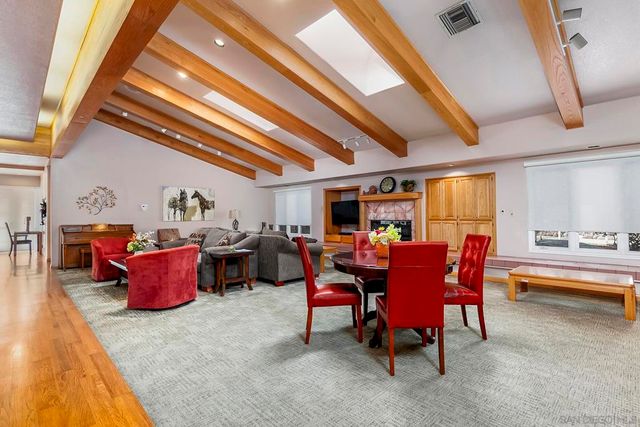 6350 Genesee Ave 108, San Diego, CA 92122