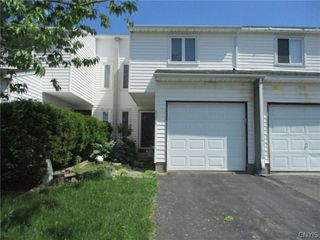 8286 Trevi Lane, Clay, NY 13041