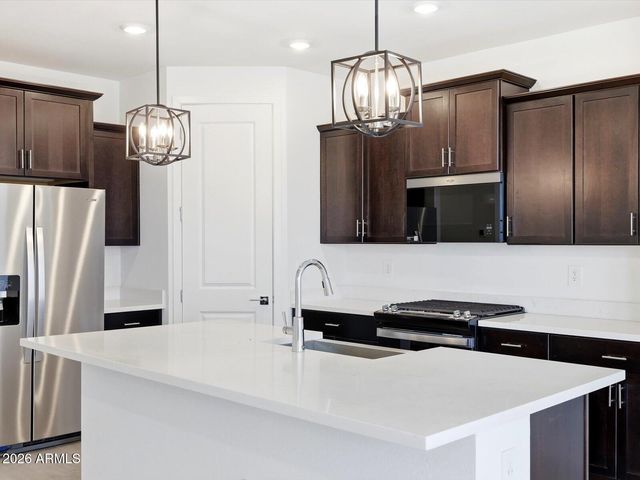 4422 W HUNTER Trail, San Tan Valley, AZ 85144