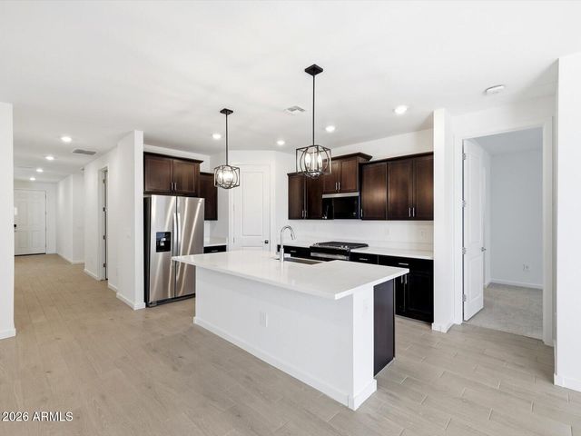 4422 W HUNTER Trail, San Tan Valley, AZ 85144