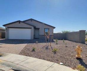 4422 W HUNTER Trail, San Tan Valley, AZ 85144