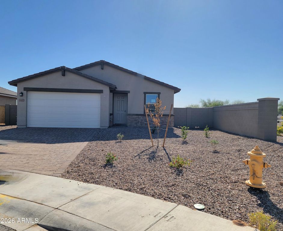 4422 W HUNTER Trail, San Tan Valley, AZ 85144