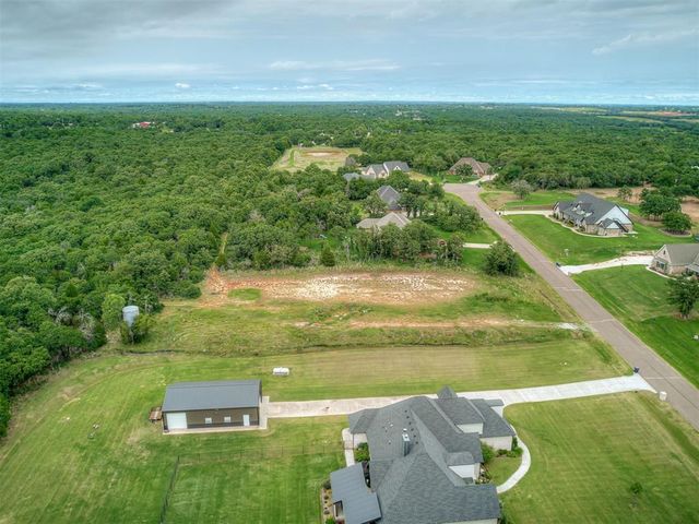 6509 Cherokee Grove Court, Newalla, OK 74857