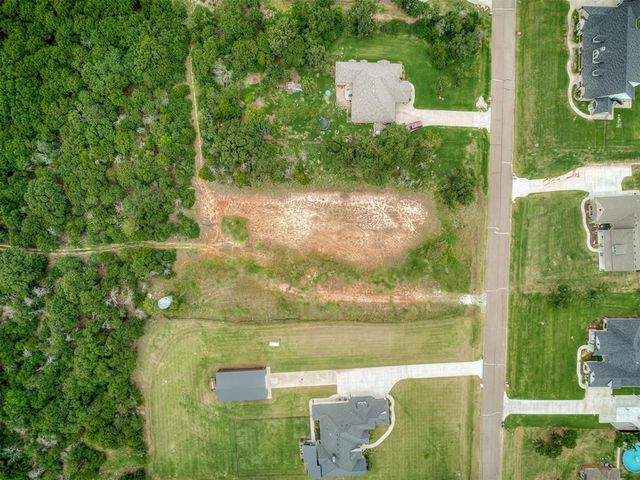 6509 Cherokee Grove Court, Newalla, OK 74857
