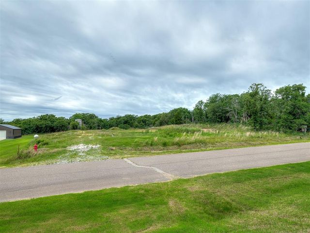 6509 Cherokee Grove Court, Newalla, OK 74857