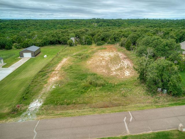 6509 Cherokee Grove Court, Newalla, OK 74857