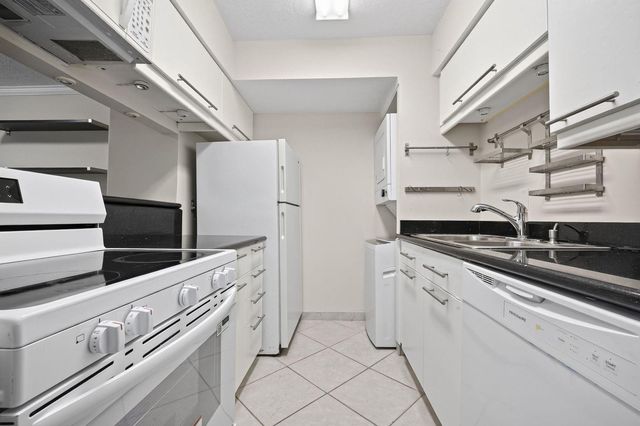 6410 Del Monte Drive 125, Houston, TX 77057