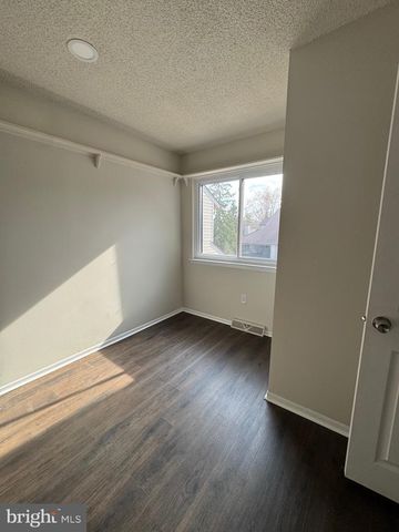 412 BRIDGE ST, Collegeville, PA 19426