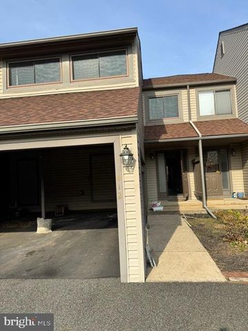 412 BRIDGE ST, Collegeville, PA 19426