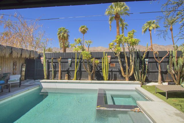 51835 Avenida Navarro, La Quinta, CA 92253
