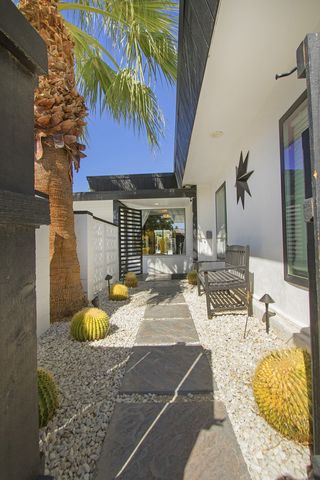 51835 Avenida Navarro, La Quinta, CA 92253