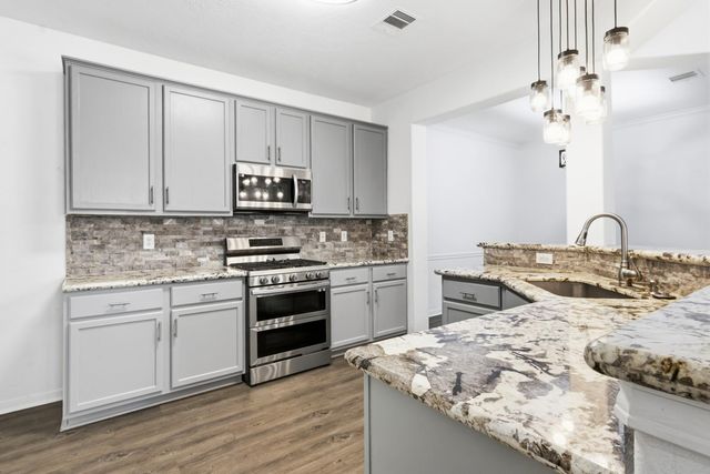 4702 Arbor Lane, Pasadena, TX 77505