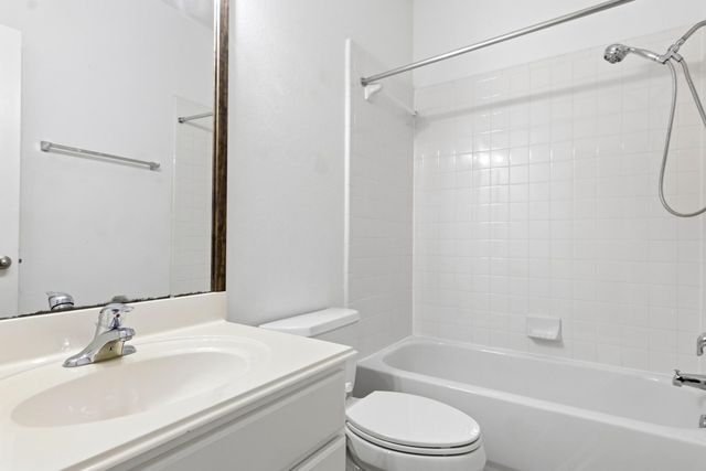 4702 Arbor Lane, Pasadena, TX 77505