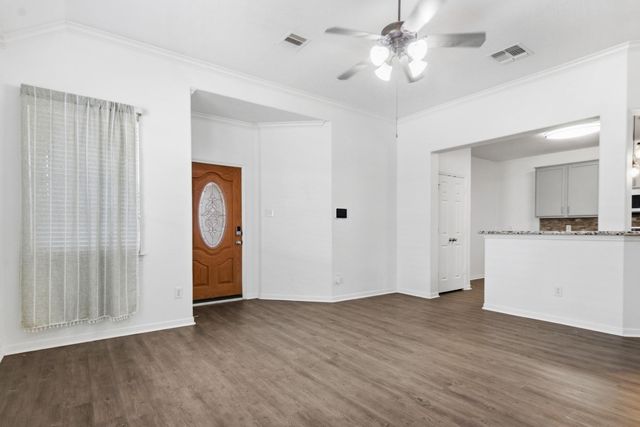 4702 Arbor Lane, Pasadena, TX 77505