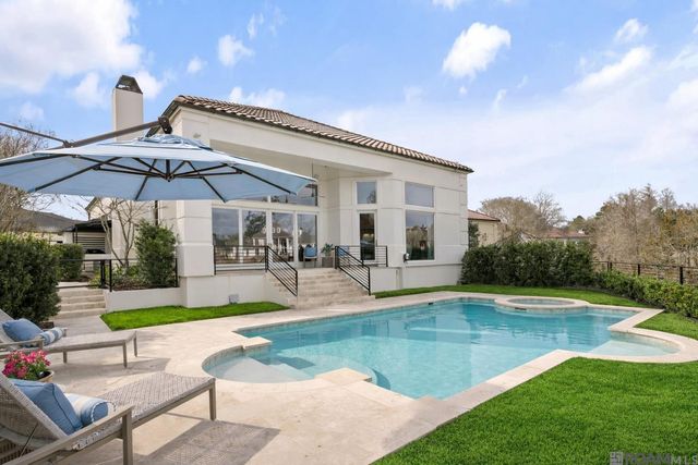 19313 Links Ct, Baton Rouge, LA 70810