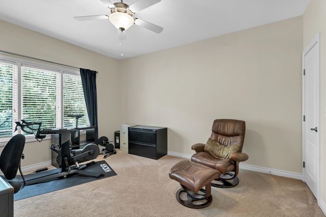 1962 N Red Brush Ct, Wichita, KS 67206