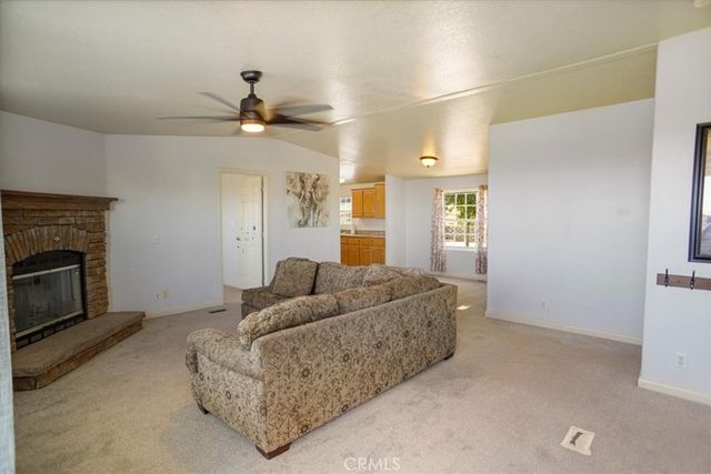 12332 E Avenue X, Pearblossom, CA 93553