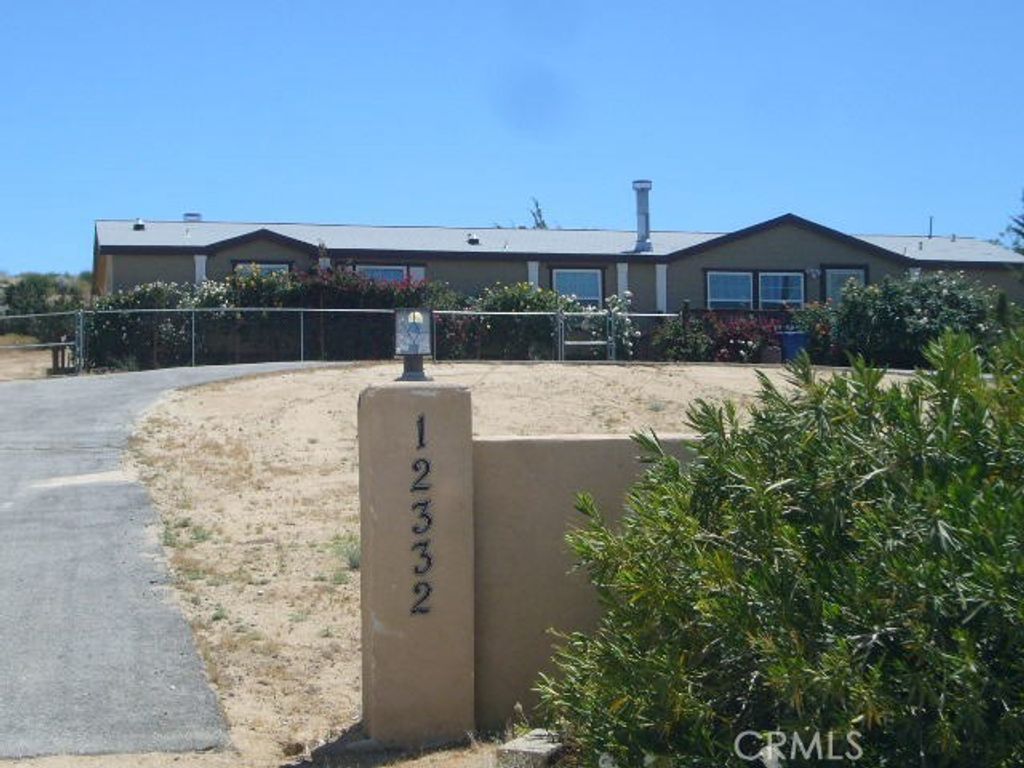 12332 E Avenue X, Pearblossom, CA 93553