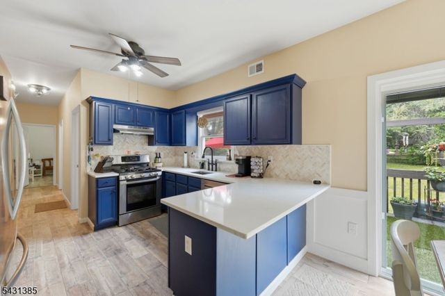 1116 Van Arsdale Dr, Branchburg Twp., NJ 08853