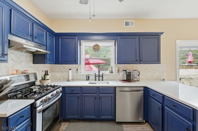 1116 Van Arsdale Dr, Branchburg Twp., NJ 08853