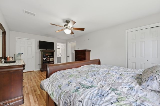 1116 Van Arsdale Dr, Branchburg Twp., NJ 08853