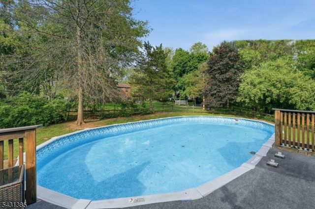 1116 Van Arsdale Dr, Branchburg Twp., NJ 08853