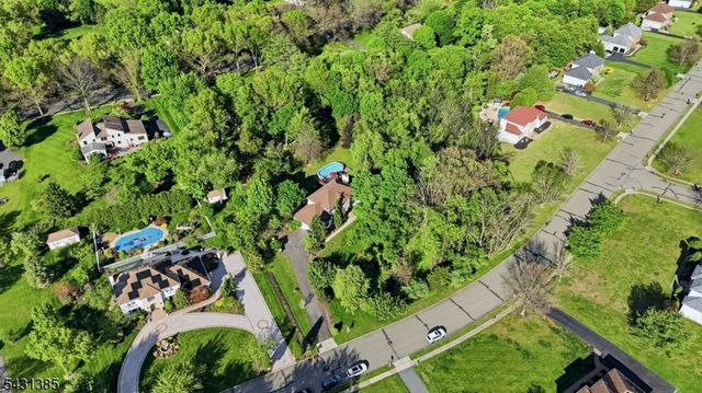 1116 Van Arsdale Dr, Branchburg Twp., NJ 08853